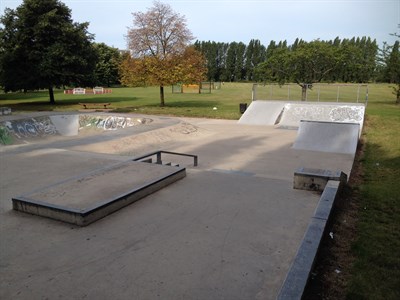 Source: Guy Harwood / Sk8loc8