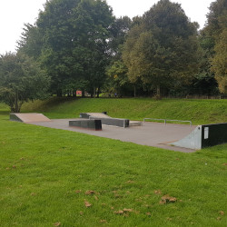 Coney Hall Recreation Ground Skatepark - 08/09/2018 - Alex Jordan / The Skateparks Project