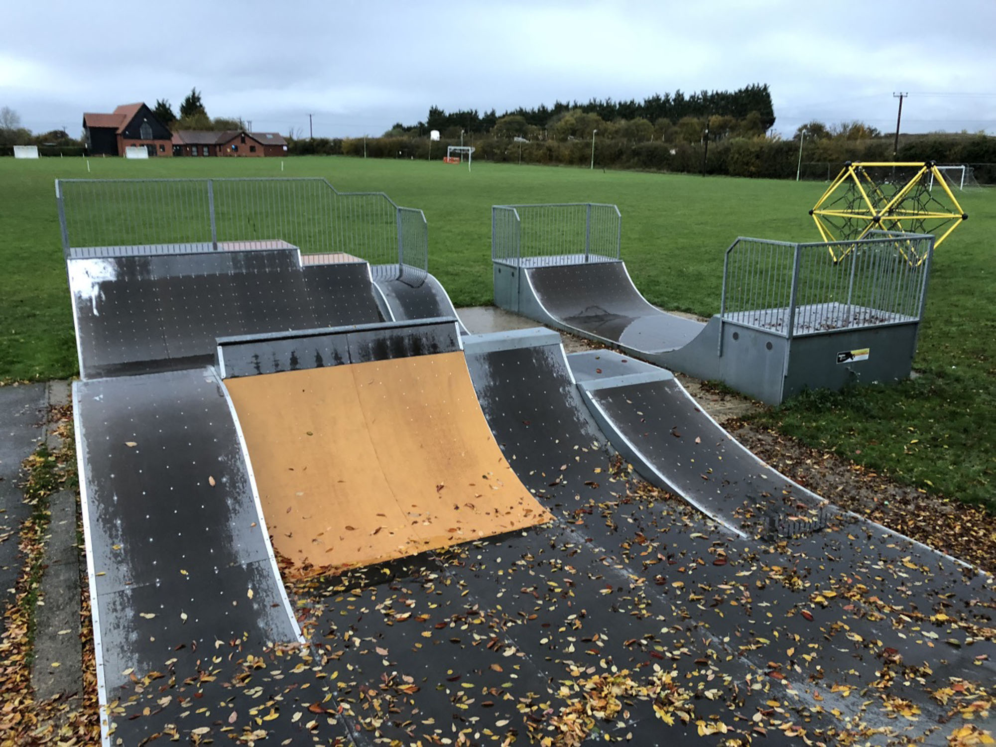 Haughley Skatepark - 28/10/2020 - Chris Davies / The Skateparks Project