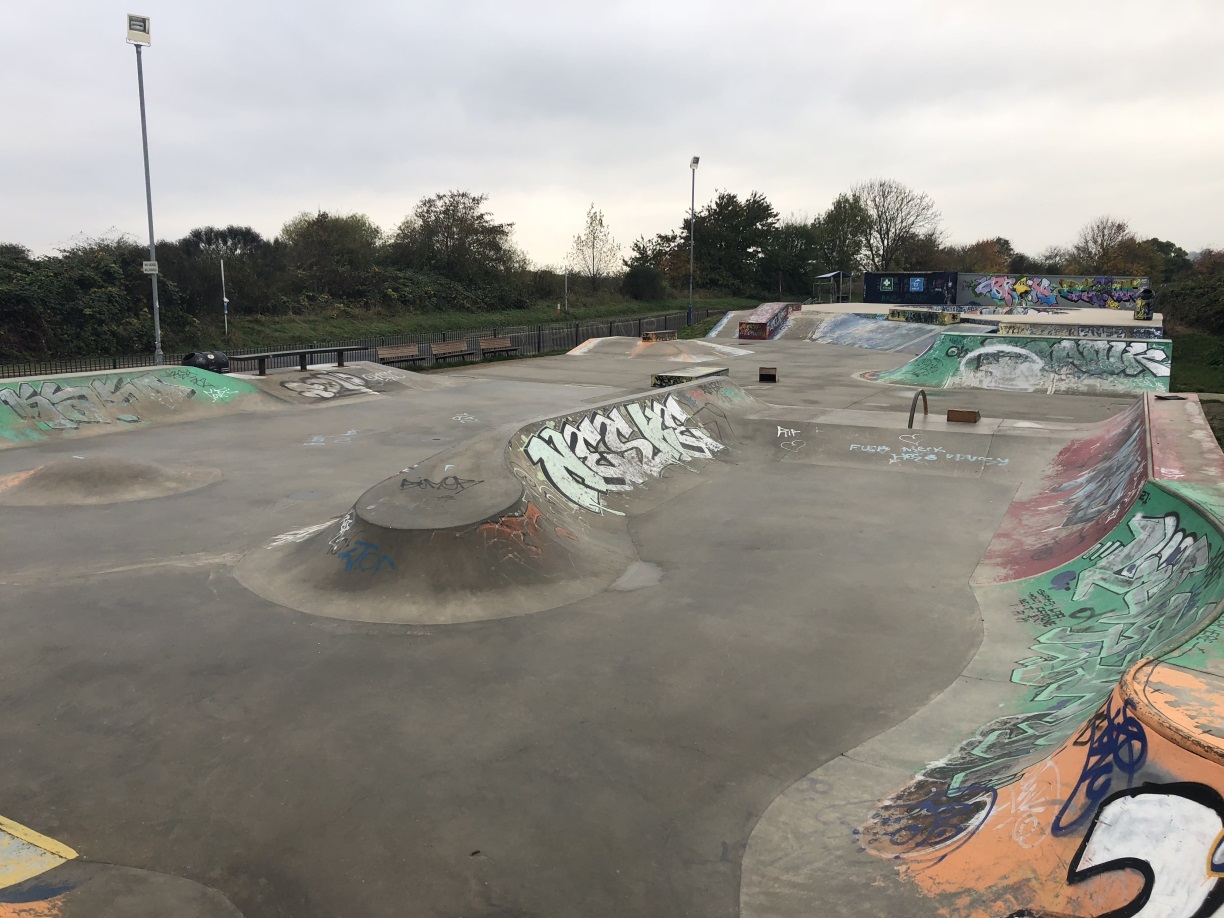 Leigh-on-Sea Skatepark - 12/11/2021 - Chris Davies / The Skateparks Project