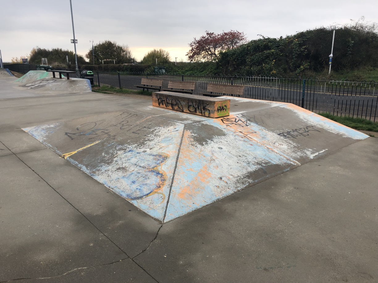 Leigh-on-Sea Skatepark - 12/11/2021 - Chris Davies / The Skateparks Project