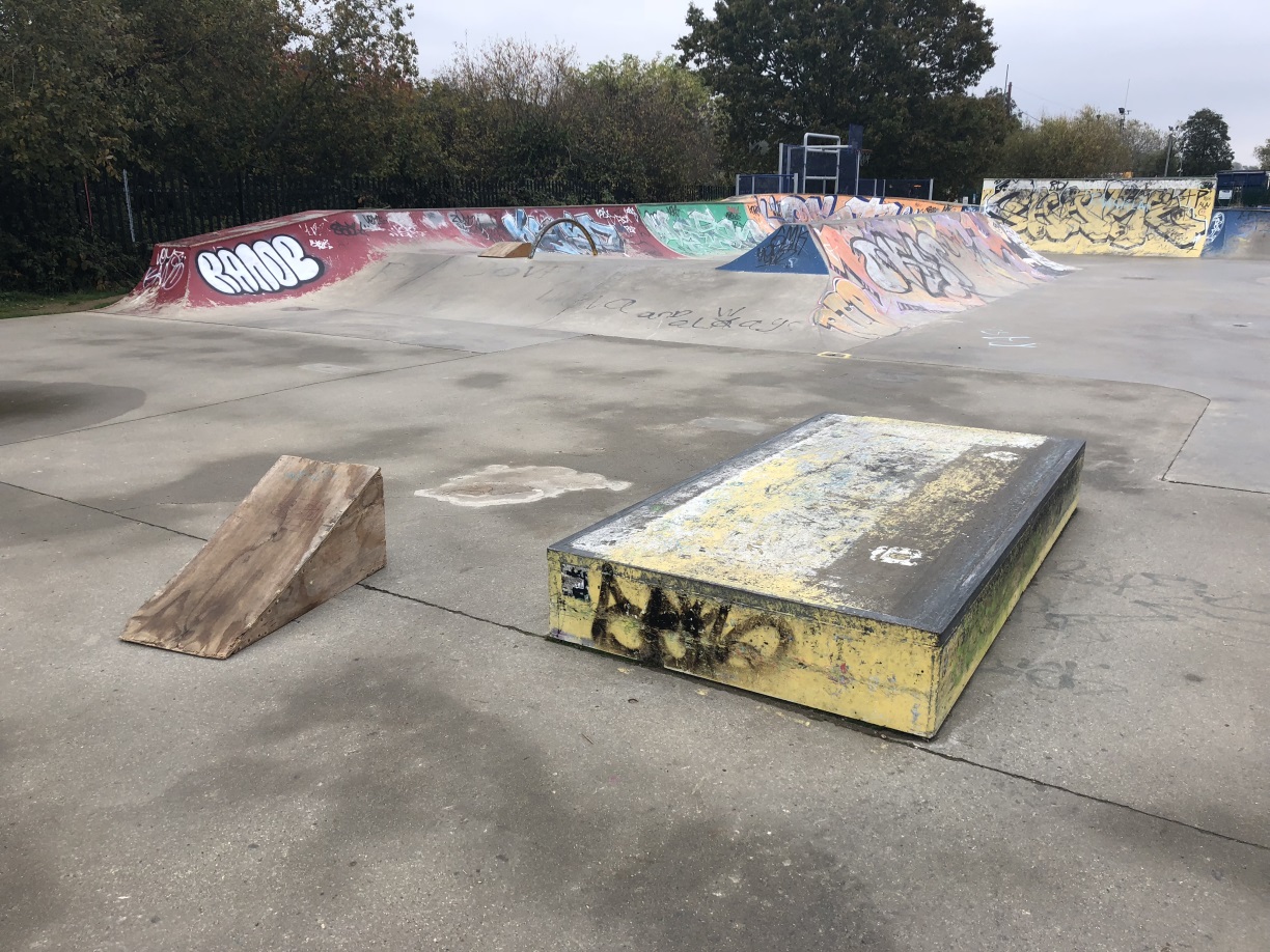 Leigh-on-Sea Skatepark - 12/11/2021 - Chris Davies / The Skateparks Project
