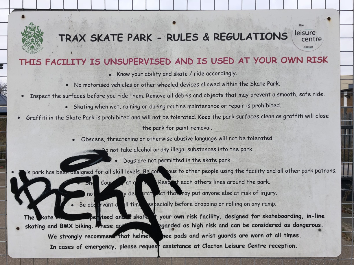 Trax Skatepark Sign - 15/12/2021 - Chris Davies / The Skateparks Project