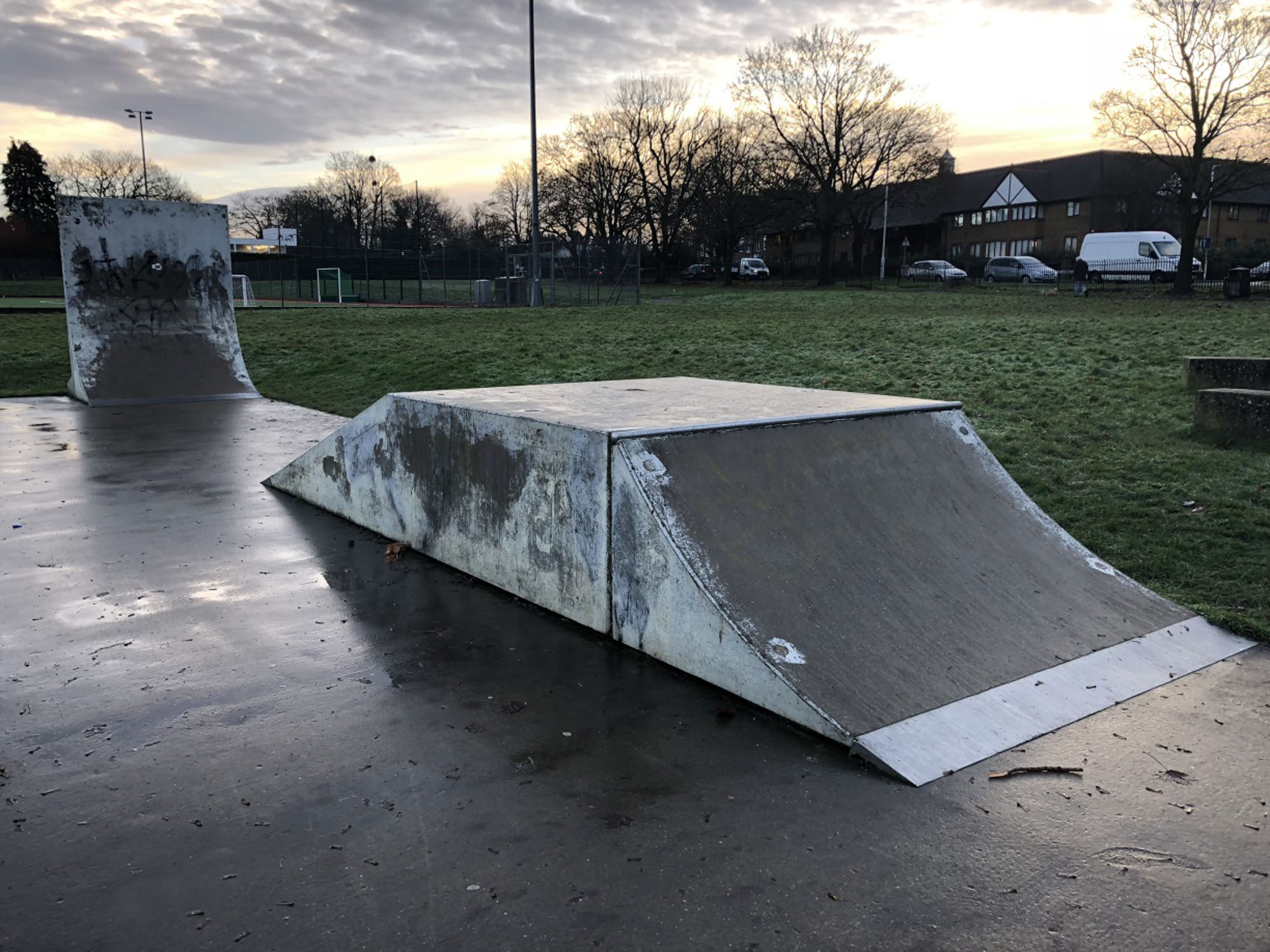 Maidstone South Park Skatepark - 21-12-2022 - Chris Davies / The Skateparks Project
